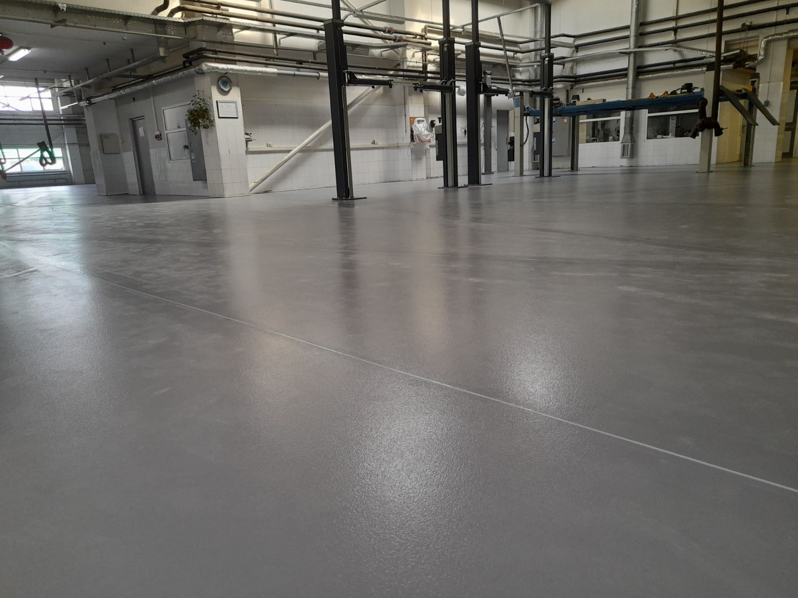 Bodenbeschihtung  Werksttat-Service