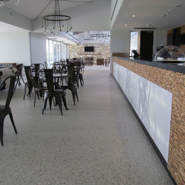 Verkaufsflächen & öffentliche Bereiche